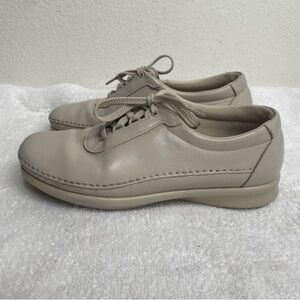 SAS Womens Cream Bone Tripad Comfort Lace Up Orthopedic Sneaker Size 7.5W Casual